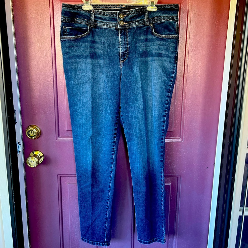 Style & Co Curvy Skinny Jeans 18W